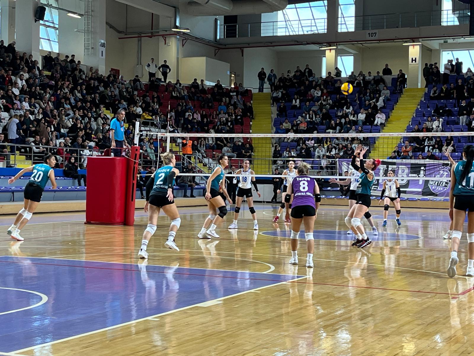 Türkiye Voleybol Federasyonu (TVF) Kadınlar 2. Ligi 10. Grup’ta mücadele