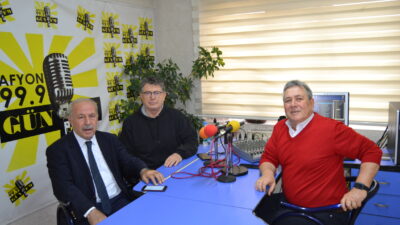 Gün FM’de yayınlanan Basın Odası’nda yeni açıklanan asgari ücret ve