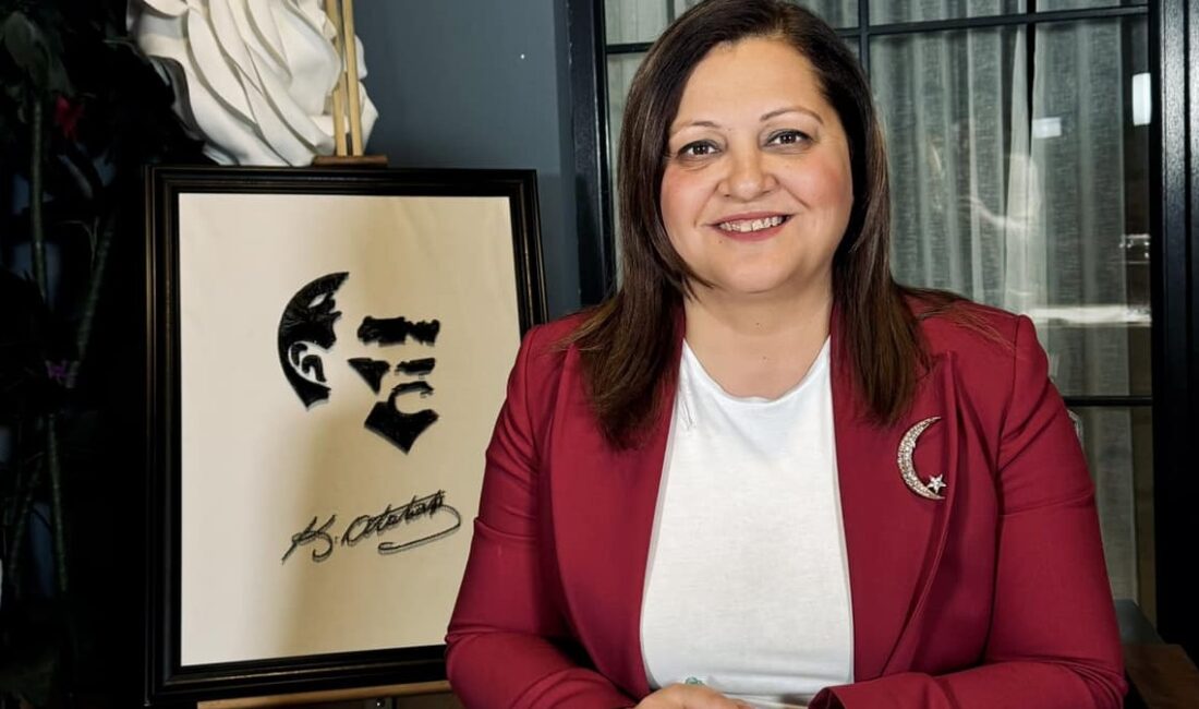 
Afyonkarahisar Belediye Başkanı Burcu Köksal: Yeni yılın sizlere ve ailelerinize
