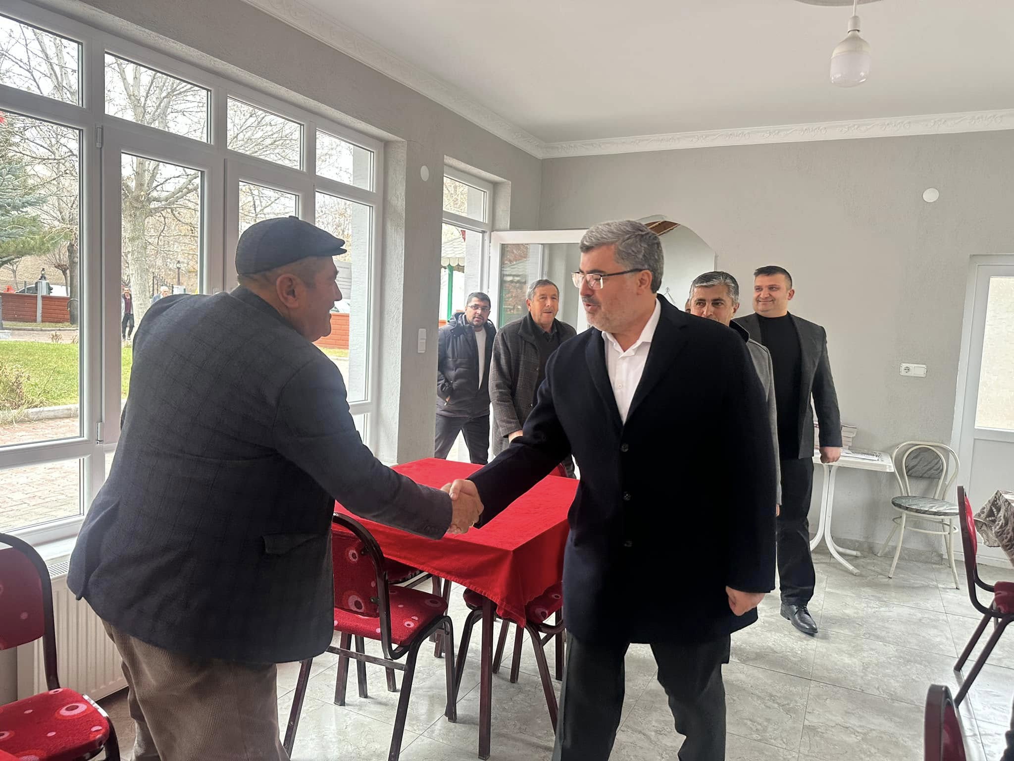 Hafta sonunu ilçe ziyaretlerine ayıran AK Parti Afyonkarahisar Milletvekili Ali