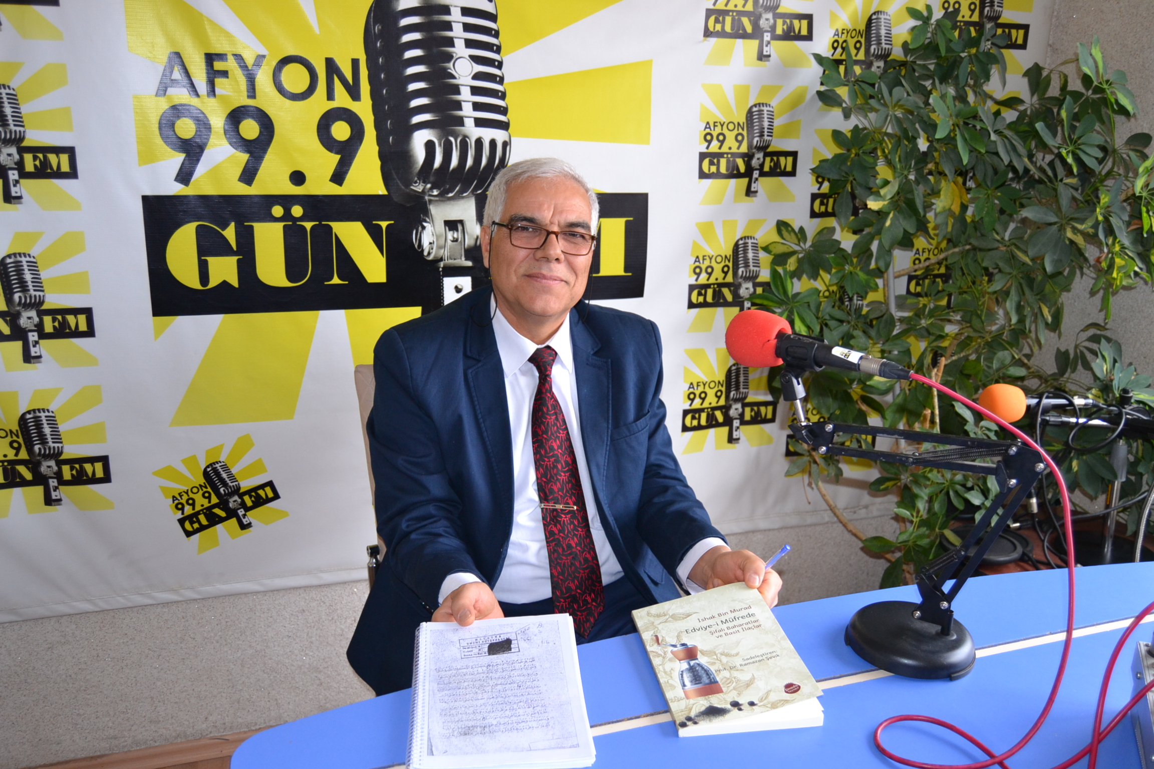 
İshak Bin Murad’ın kaleme aldığı Edviye-i Müfrede isimli kitabı sadeleştirerek