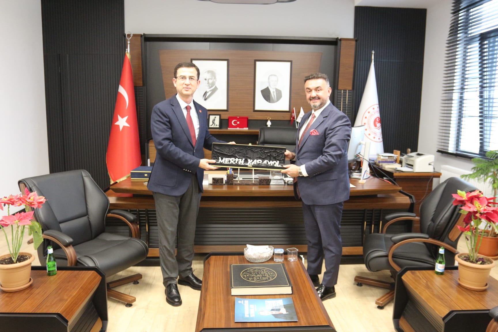 AFSİAD Başkanı Kadir Sayın, Çevre, Şehircilik ve İklim Değişikliği Afyonkarahisar