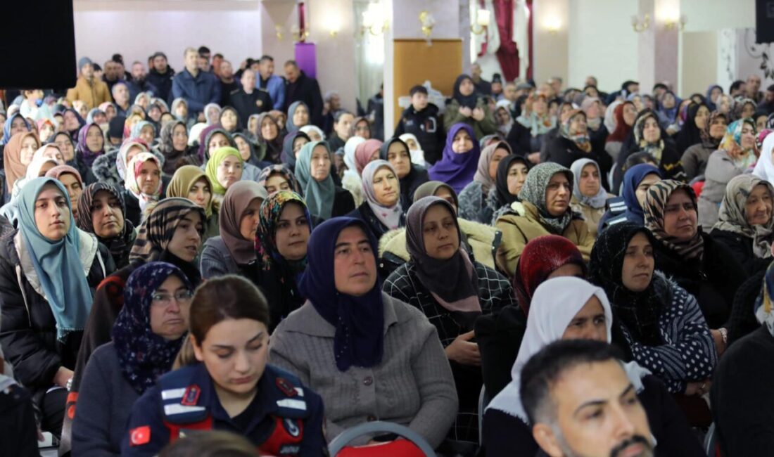 Afyonkarahisar Valisi Doç. Dr. Kübra Güran Yiğitbaşı, Afyonkarahisar'a bağlı Sülümenli