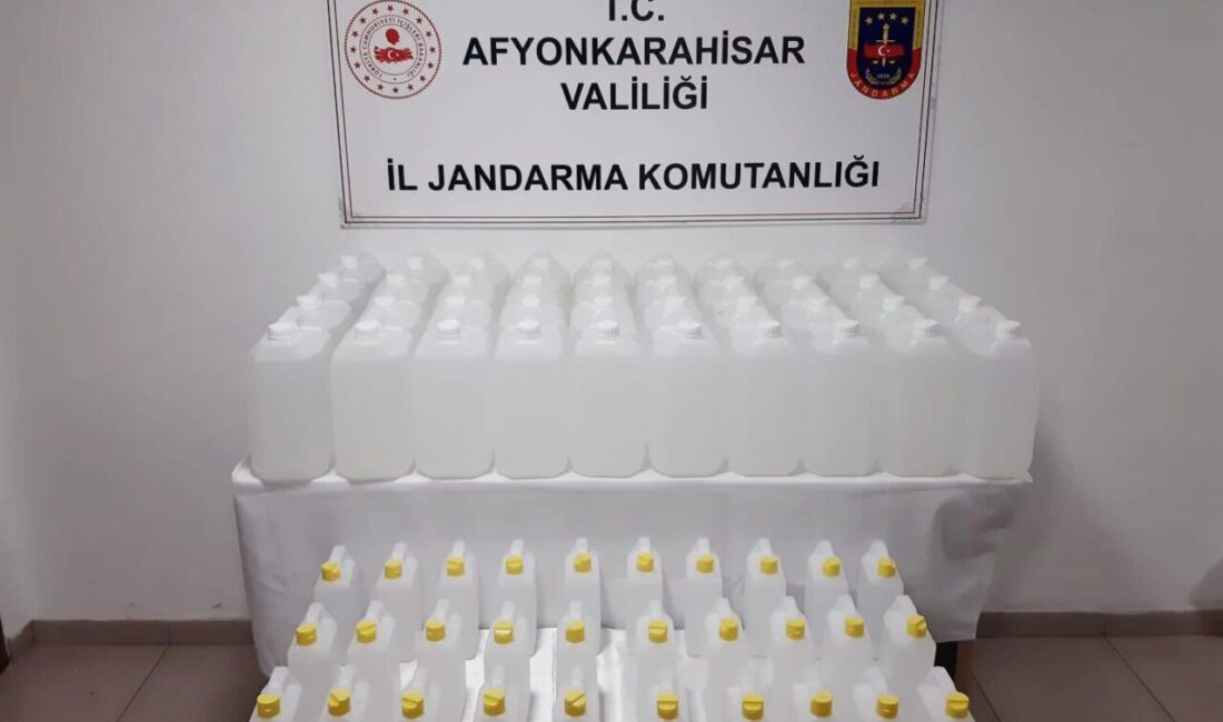 AFYONKARAHİSAR (AA) – Afyonkarahisar'da bir iş yeri ve depodaki 230