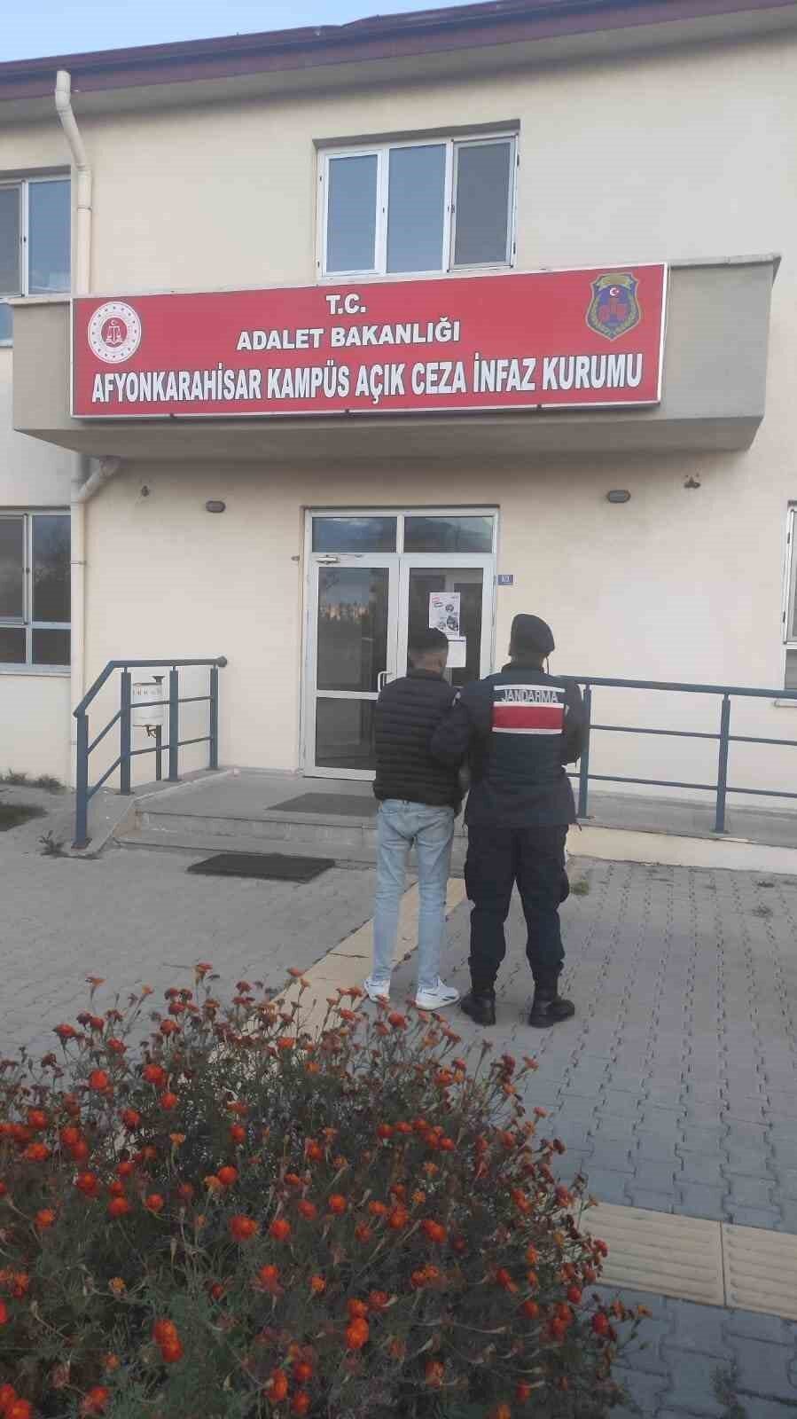 Afyonkarahisar İl Jandarma Komutanlığı ekiplerihakkında 9 yıl 2 ay hapis