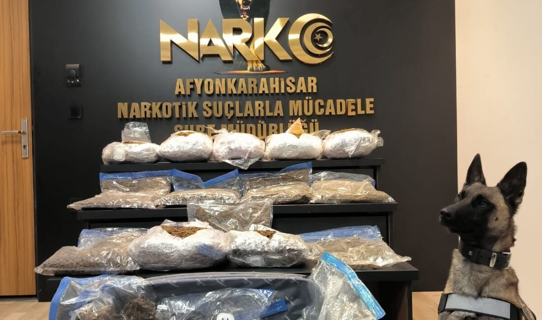 AFYONKARAHİSAR (AA) – Afyonkarahisar'da 21,5 kilogram uyuşturucu madde ele geçirilen