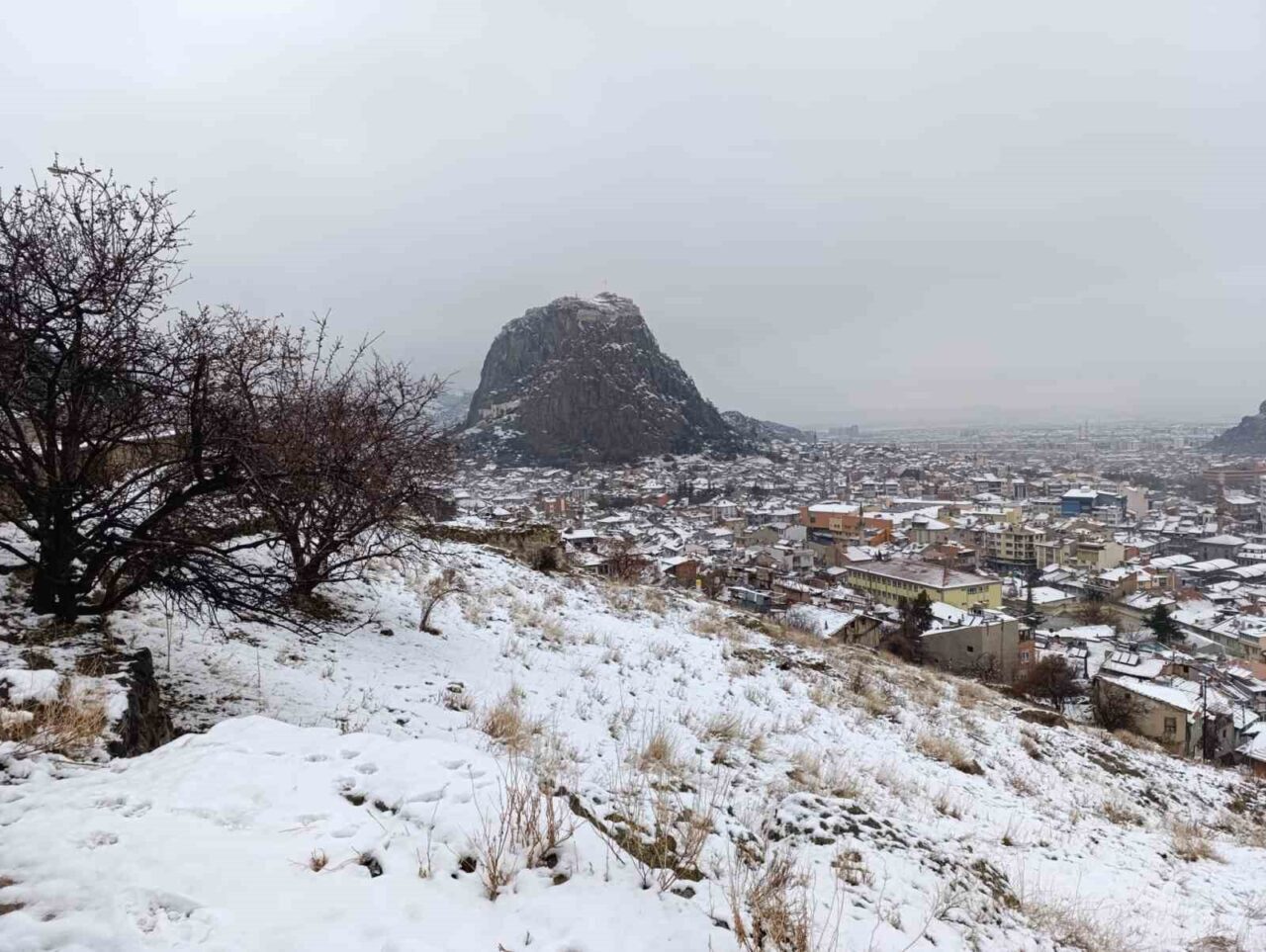 Yurt genelinde soğuk hava etkili olmaya devam ederken Meteoroloji Genel