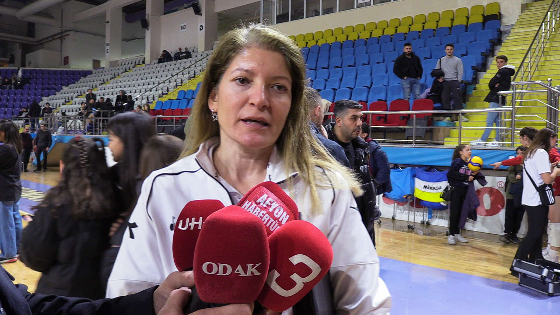 Afyon Belediye Yüntaş, Türkiye Voleybol Federasyonu Kadınlar 2. Ligi’nin 13.