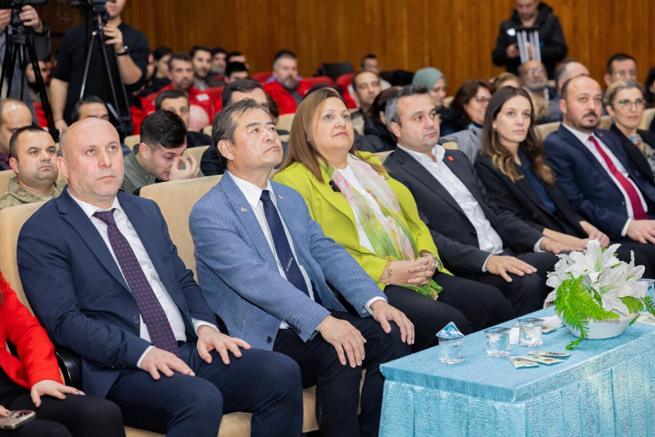 AFYONKARHİSAR (AA) – Yüksek inşaat mühendisi, mimar ve deprem uzmanı