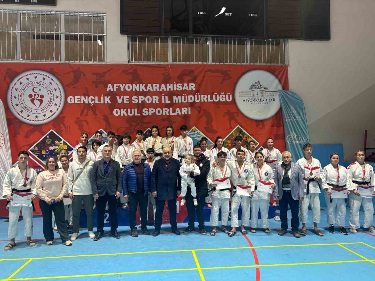 Afyonkarahisar Çiğiltepe Spor Salonu, Türkiye’nin farklı illerinden gelen judoculara ev