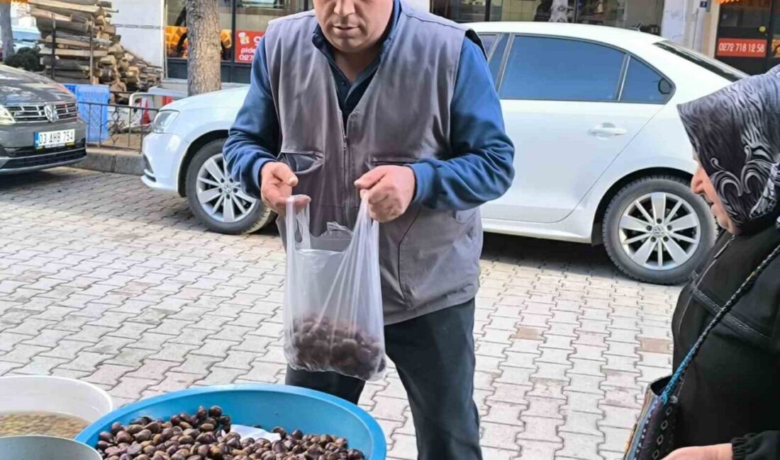 Afyonkarahisar’da semt pazarları ve manavlarda kilogram fiyatı 150-200 TL arasında
