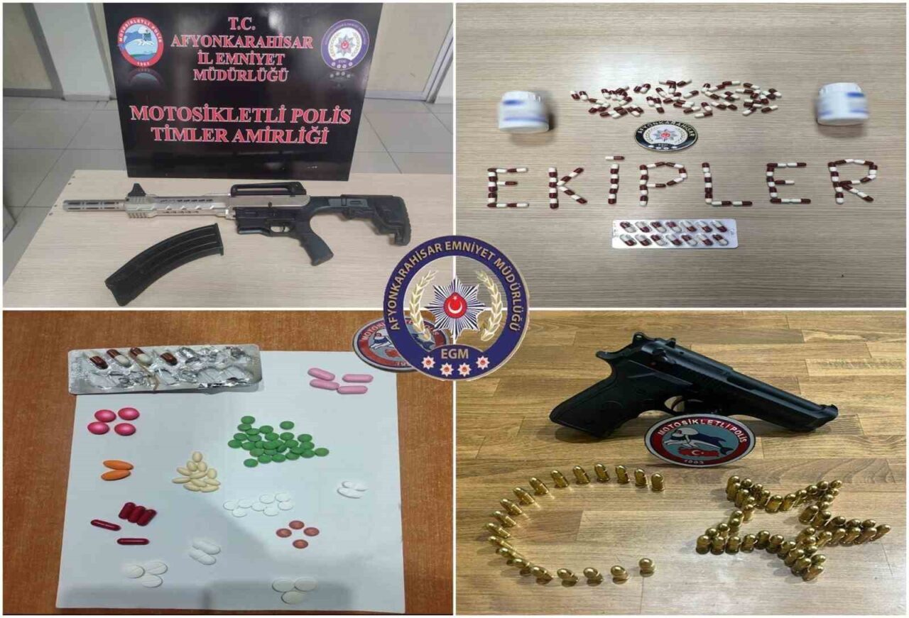 Afyonkarahisar’da polis tarafından kent merkezi ve kız öğrenci yurtları çevresinde