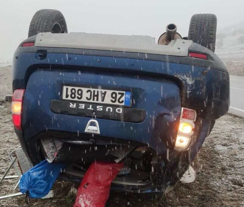 Afyonkarahisar ’da kontrolden çıkan otomobilin aracın takla atması sonucu yaşanan