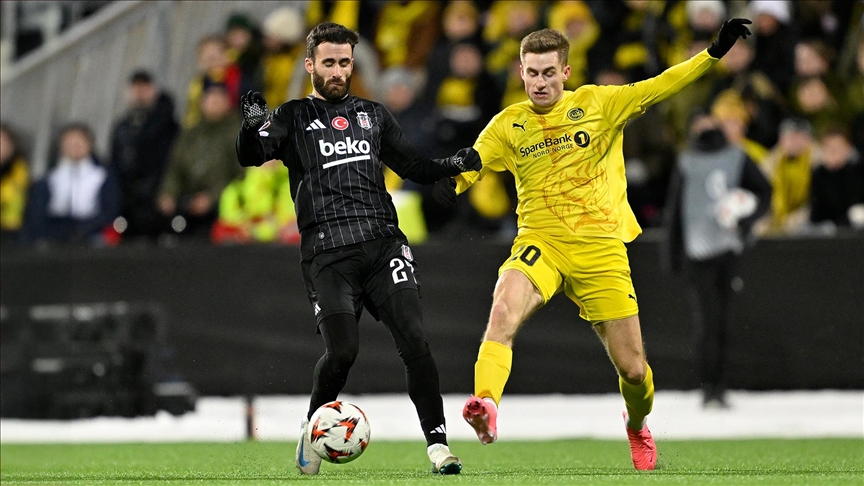 UEFA Avrupa Ligi'nin 6. haftasında Norveç ekibi Bodo/Glimt'e deplasmanda 2-1