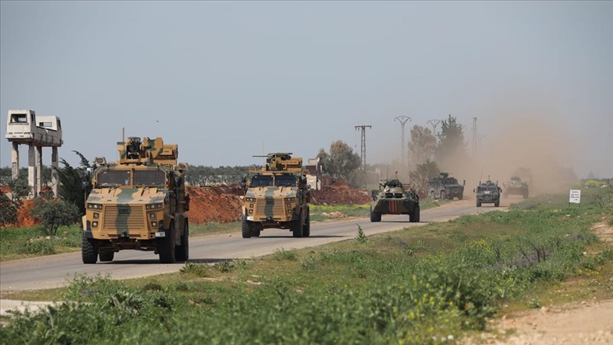 Suriye’de 2011’deki halk hareketlerinin rejim tarafından şiddet kullanılarak bastırılmak istenmesiyle