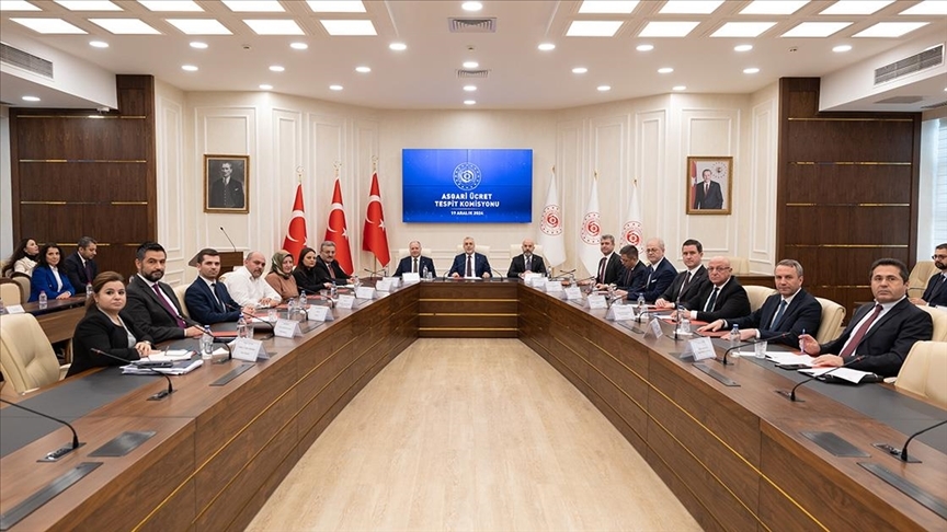 2025'te uygulanacak asgari ücret rakamını belirleme çalışmalarında sona yaklaşıldı. Asgari
