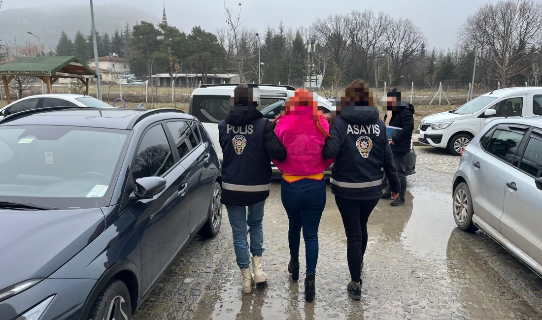 Vali Doç. Dr. Kübra Güran Yiğitbaşı’na hakaret eden şahıs tespit edildi Siber Suçlarla Mücadele Şube Müdürlüğünce; sosyal medya platformu X üzerinden