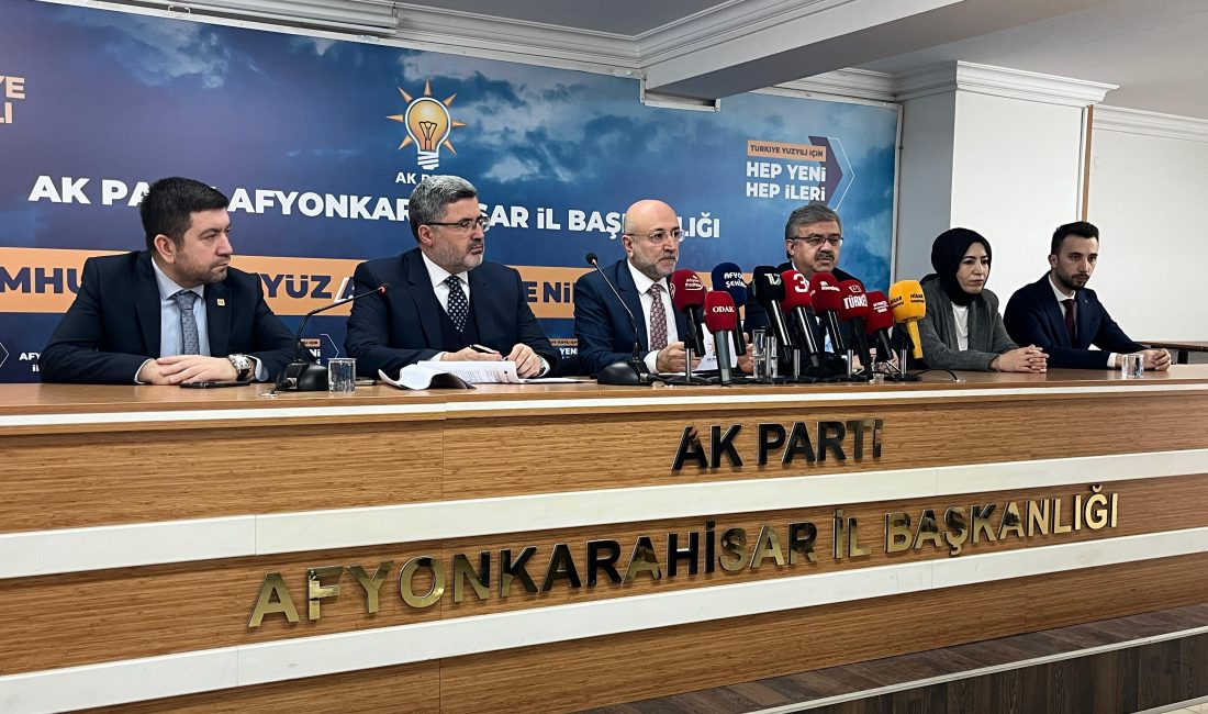 AK Parti Afyonkarahisar İl Başkanı Turgay Şahin’in başkanlığında Milletvekilleri Ali