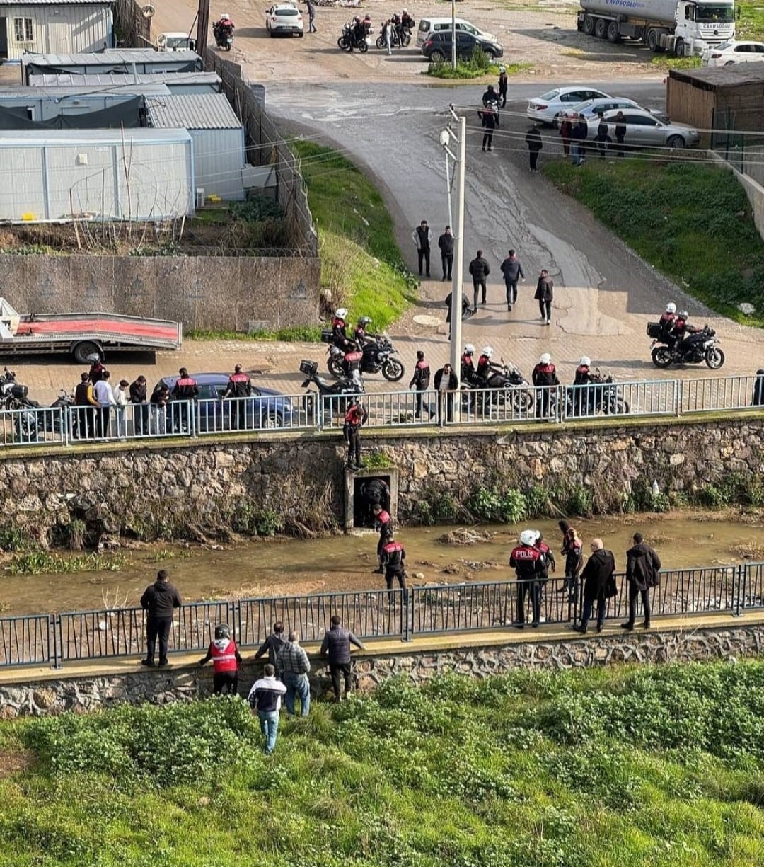   Çeşitli suçlardan 48 suç kaydı olan ve Afyonkarahisar cezaevinden