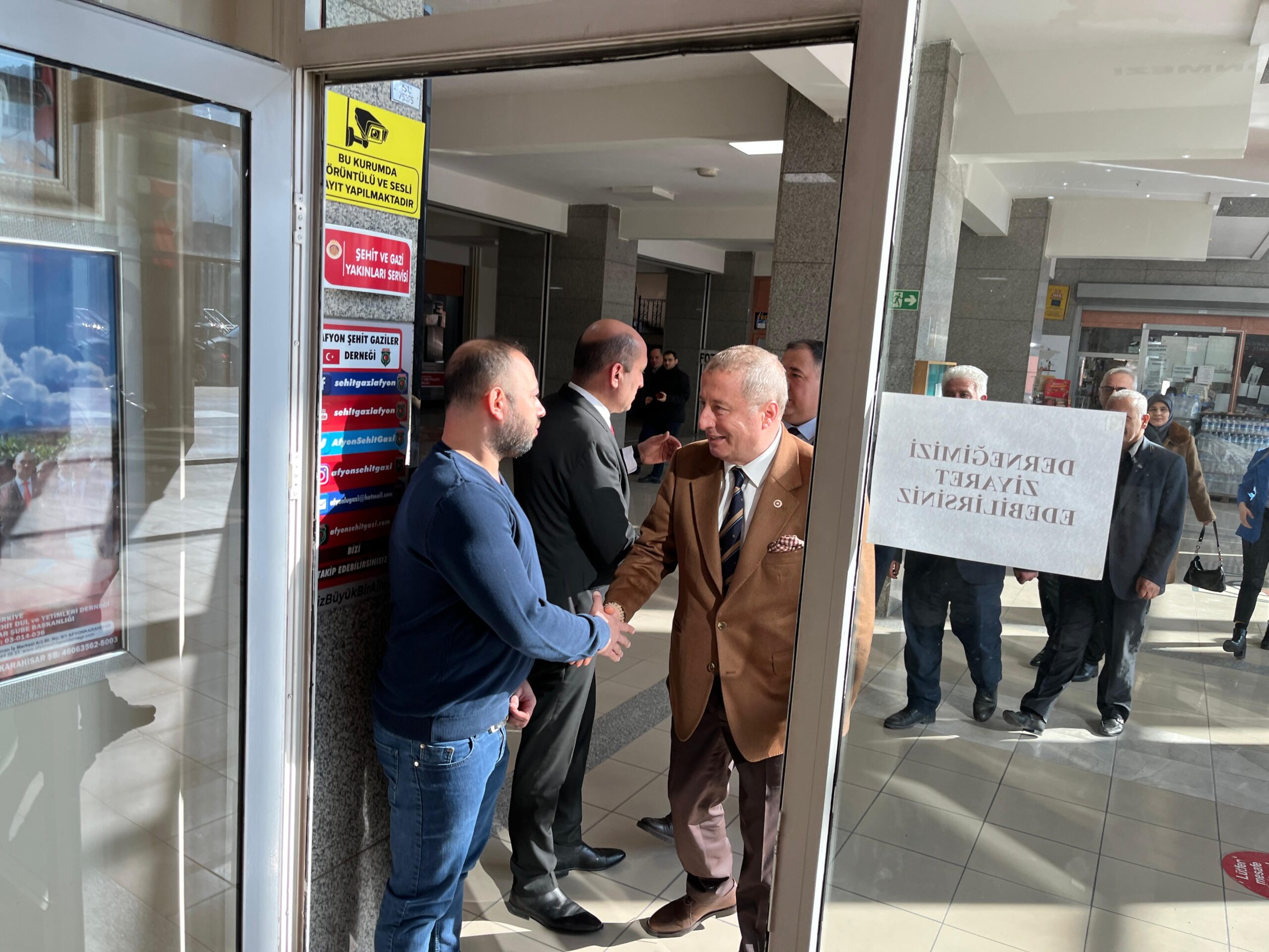İYİ Parti Genel Başkan Yardımcısı ve Afyonkarahisar Milletvekili Hakan Şeref
