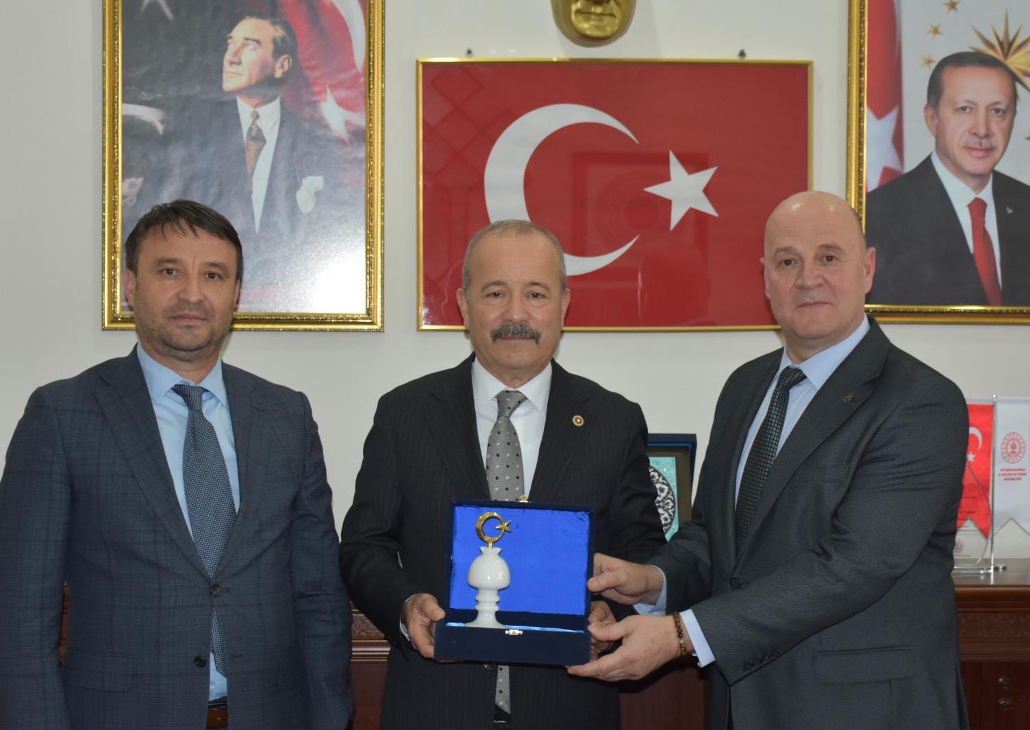 Milliyetçi Hareket Partisi Afyonkarahisar Milletvekili Mehmet Taytak ve İl Başkanı