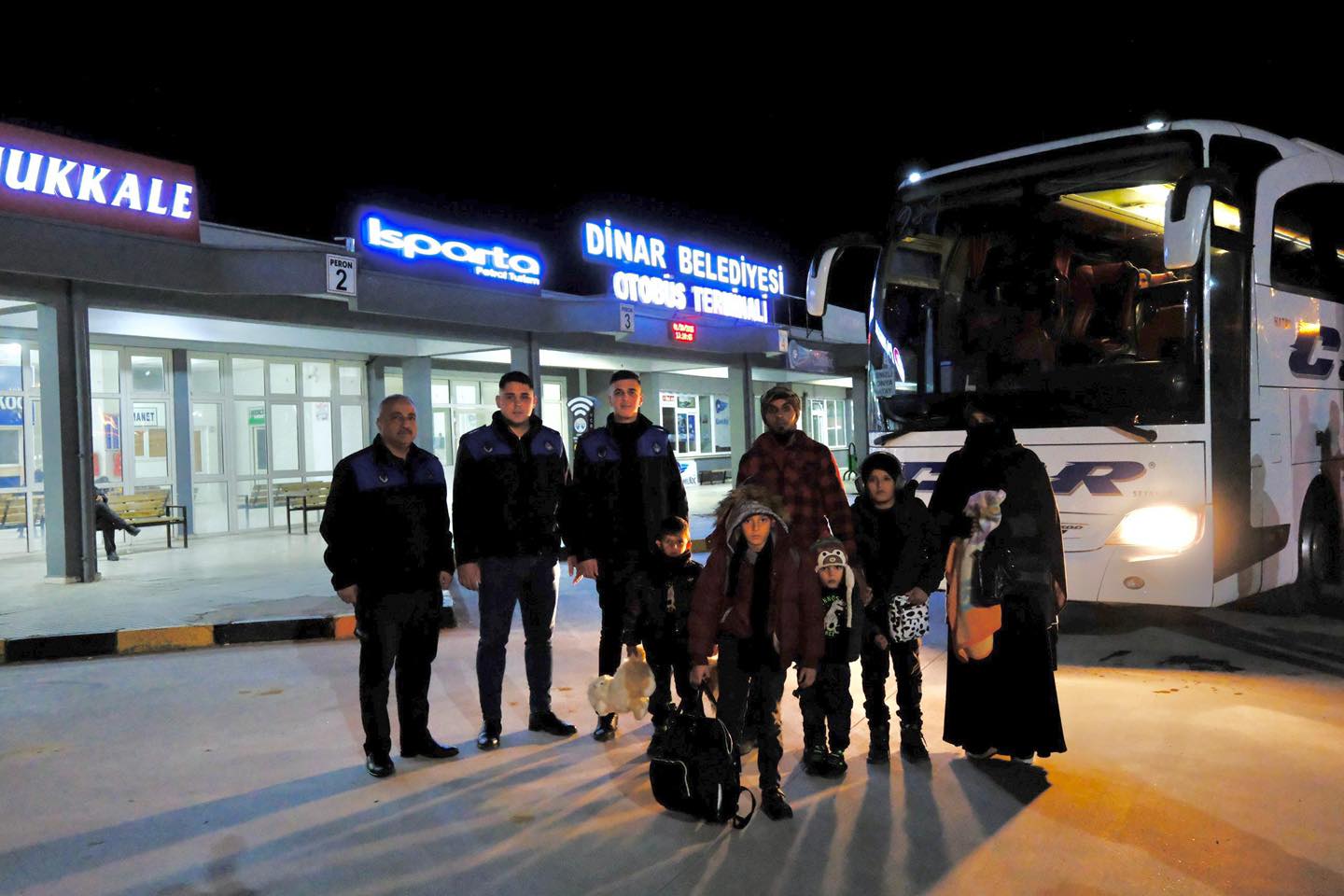 Dinar Belediye Başkanı Veysel Topçu’nun talimatlarıyla, ilçede ağırlanan Suriyeli vatandaşların