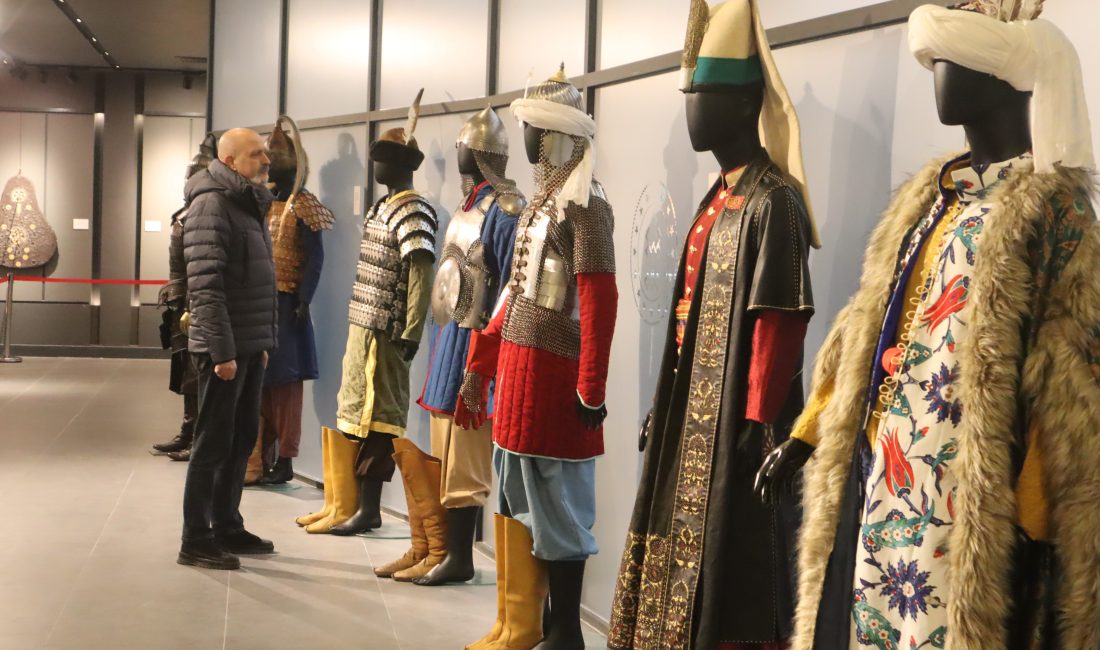 Eskişehir'de 158 eserin ilk defa ziyaretçilerle buluştuğu ‘Alp Ruhu, Bilge