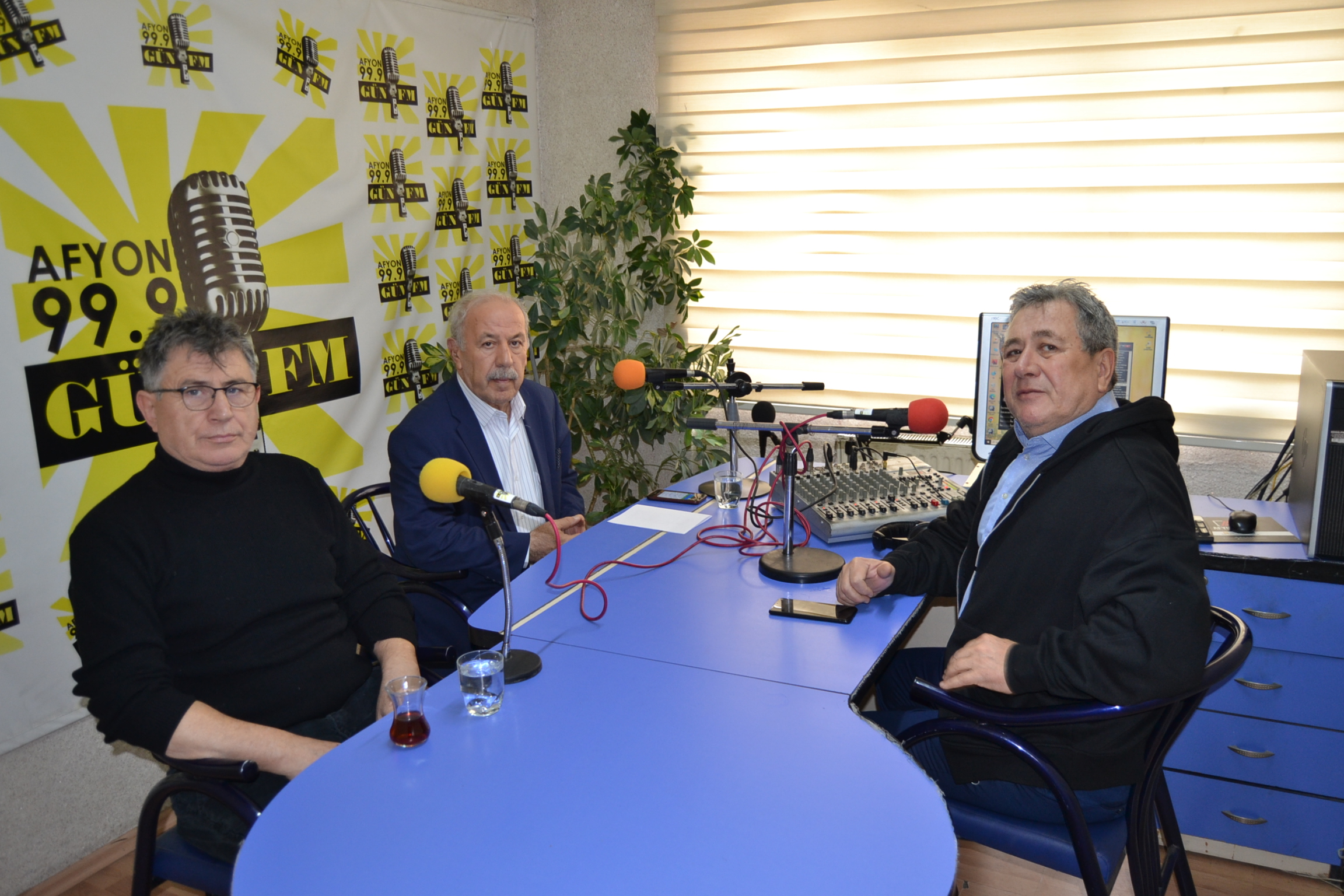 Gün FM’de yayınlanan Basın Odası programında 10 Ocak Çalışan Gazeteciler