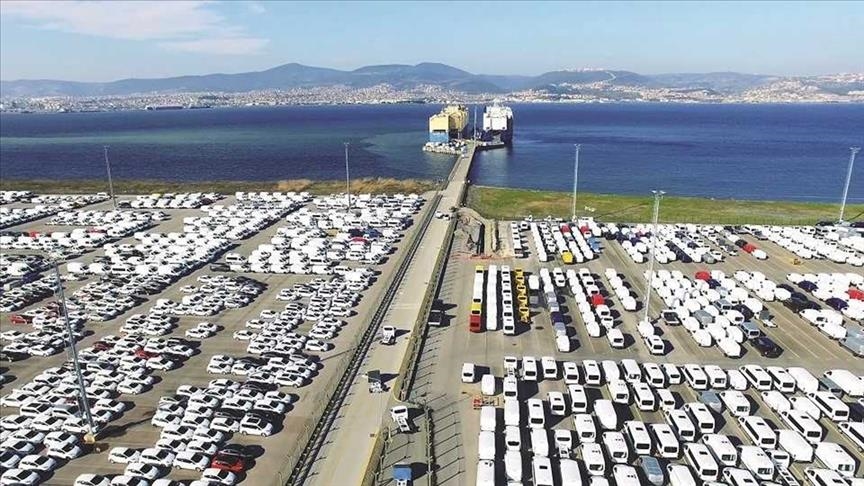 Türkiye'nin ihracatında ilk sırada yer alan otomotiv sektörü, geçen yıl