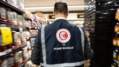 Ticaret Bakanı Ömer Bolat, fahiş fiyat uygulamalarıyla ilgili şikayetlerin titizlikle