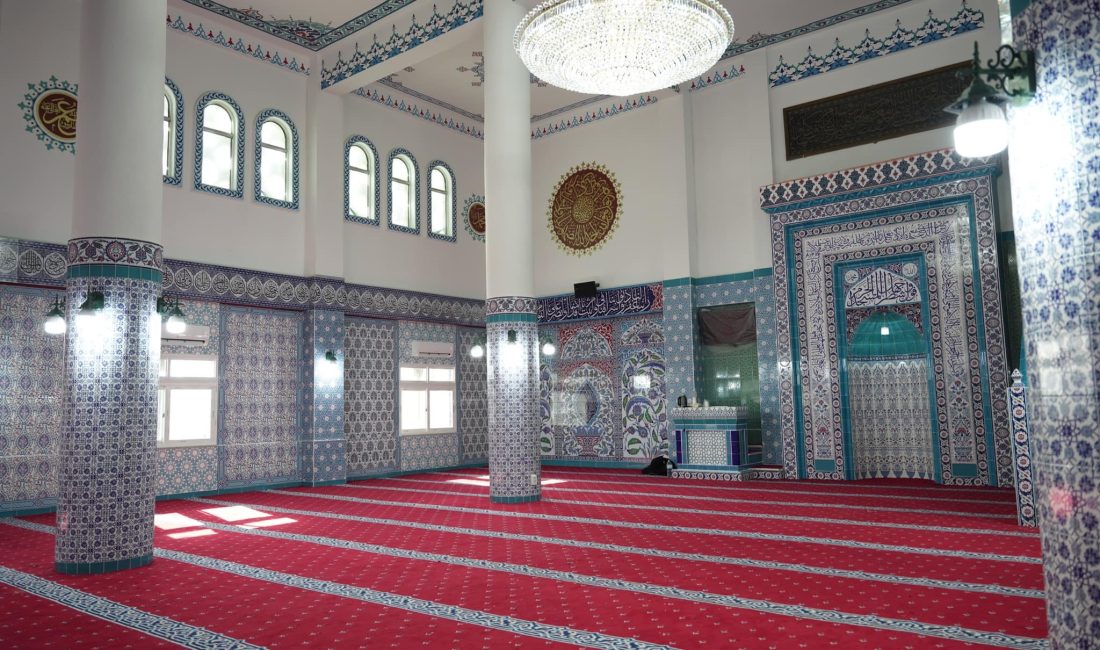 Cami ve otel halıcılığında önemli bir merkez olan Manisa’nın Demirci