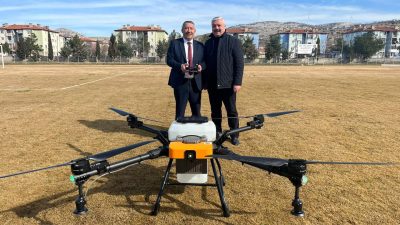 Dinar Belediye Başkanı Veysel Topçu, Dinar Ziraat Odası tarafından ilçe