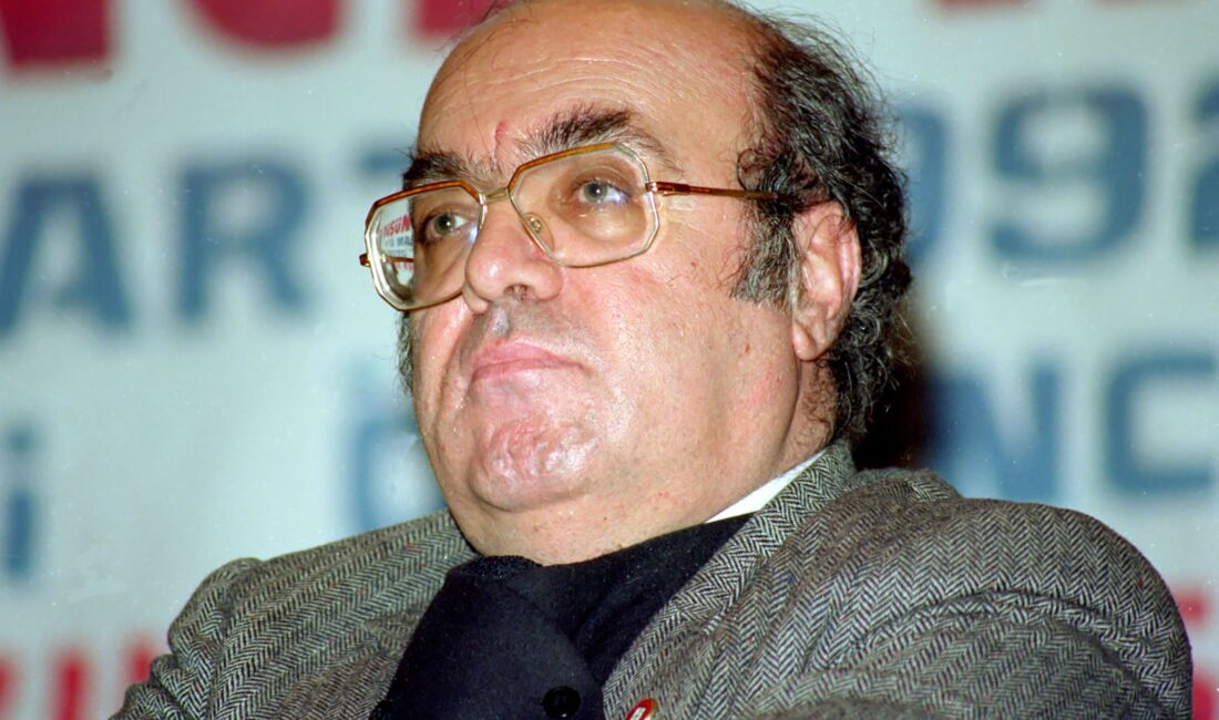 Gazeteci Uğur Mumcu, Ahmet Taner Kışlalı, Muammer Aksoy ve Bahriye