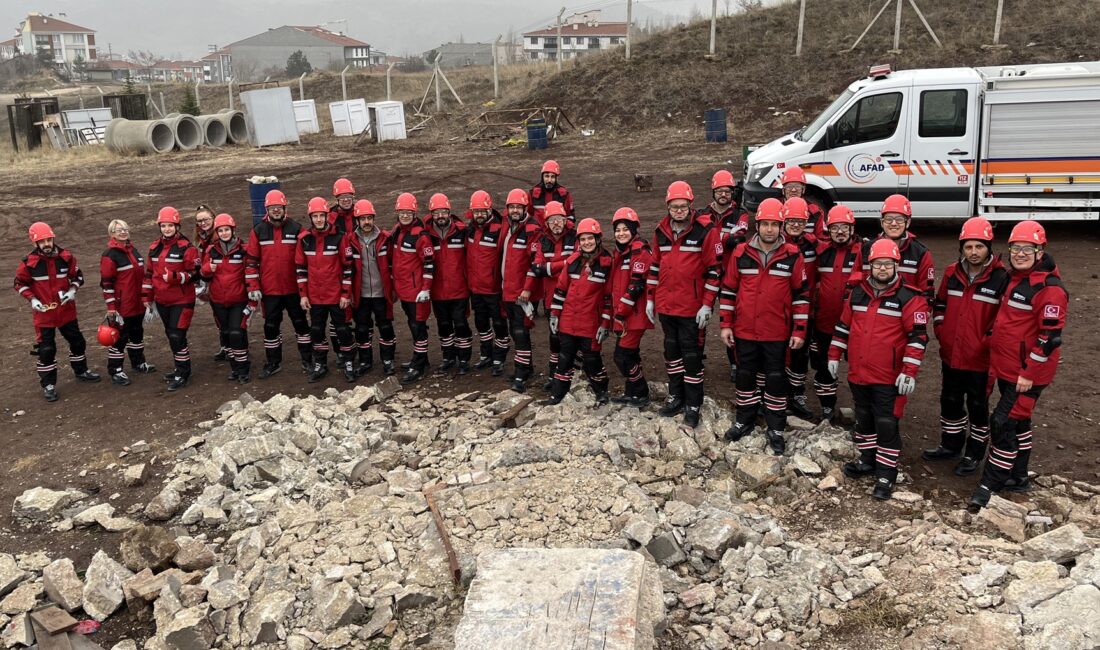 Elektrik Dağıtım Şirketi OEDAŞ’ın 29 gönüllü çalışandan oluşan arama kurtarma