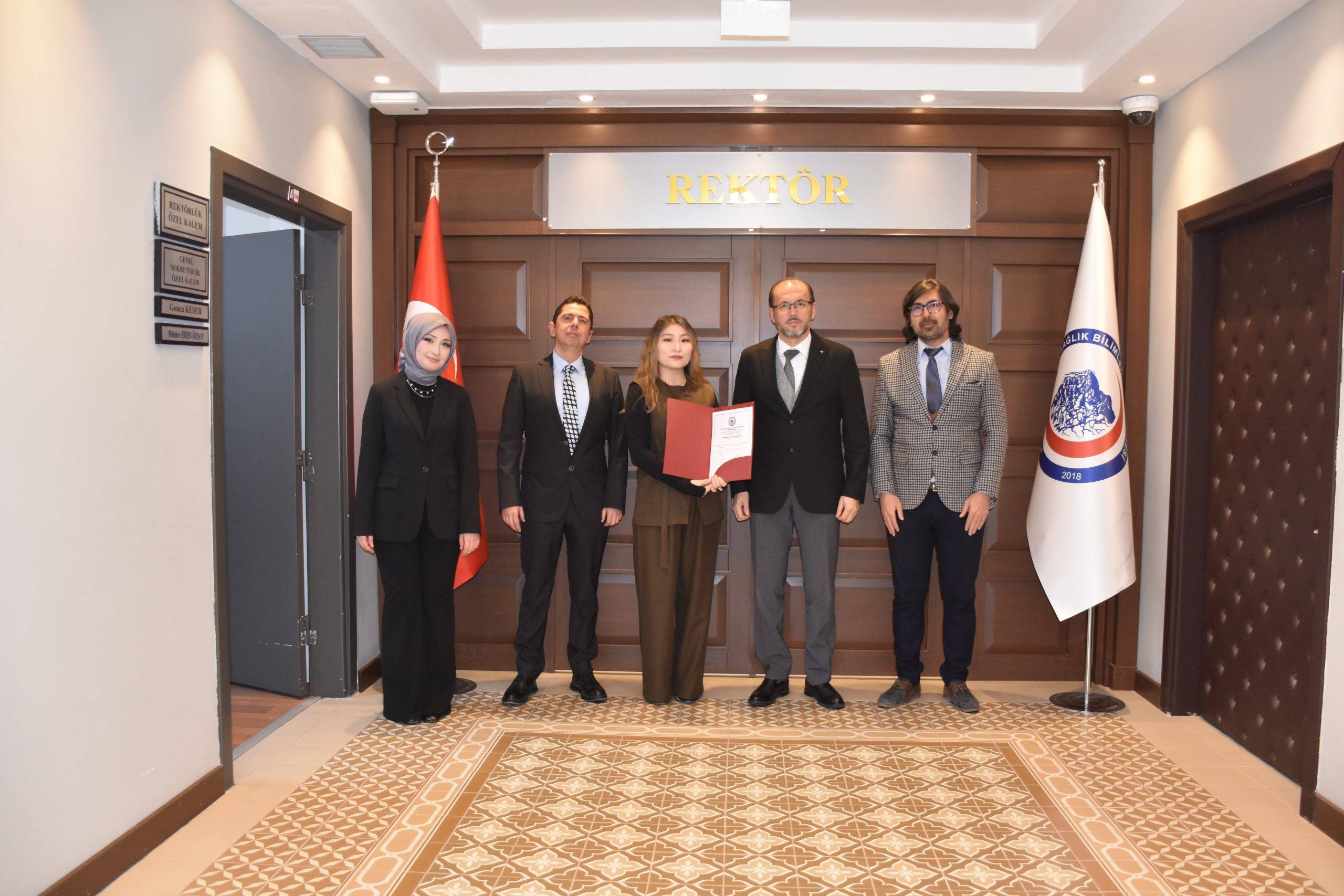 AFSÜ’den akademisyenlere büyük hizmet; uluslararası dergilerde yayınlanacak yazıların maliyetlerini üniversite