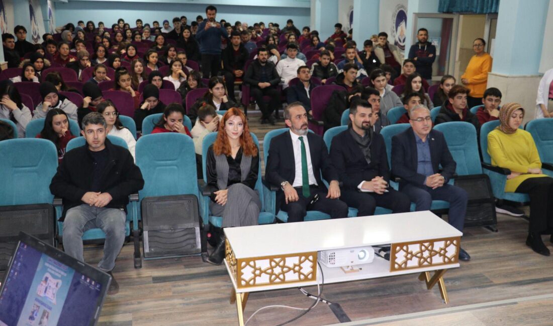 Afyonkarahisar Pedagoji Merkezi, Şuhut Anadolu Lisesi’nde ‘Sınav Motivasyonu ve Kariyer
