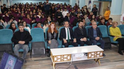 Afyonkarahisar Pedagoji Merkezi, Şuhut Anadolu Lisesi’nde ‘Sınav Motivasyonu ve Kariyer