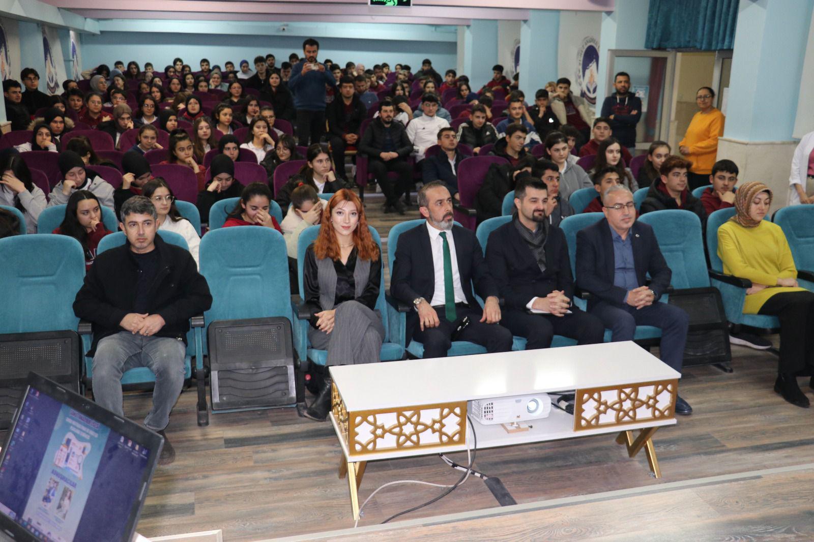 Afyonkarahisar Pedagoji Merkezi, Şuhut Anadolu Lisesi’nde ‘Sınav Motivasyonu ve Kariyer