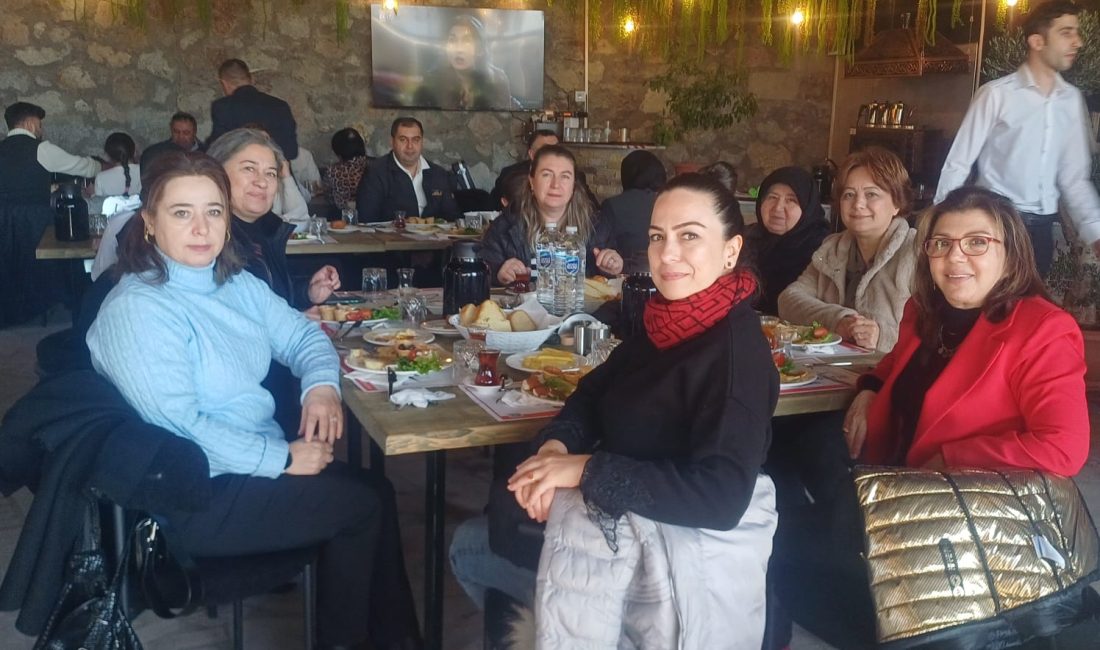 Gönül Dostları Yardımlaşma ve Dayanışma Derneği, sabah kahvaltısında çok sayıda