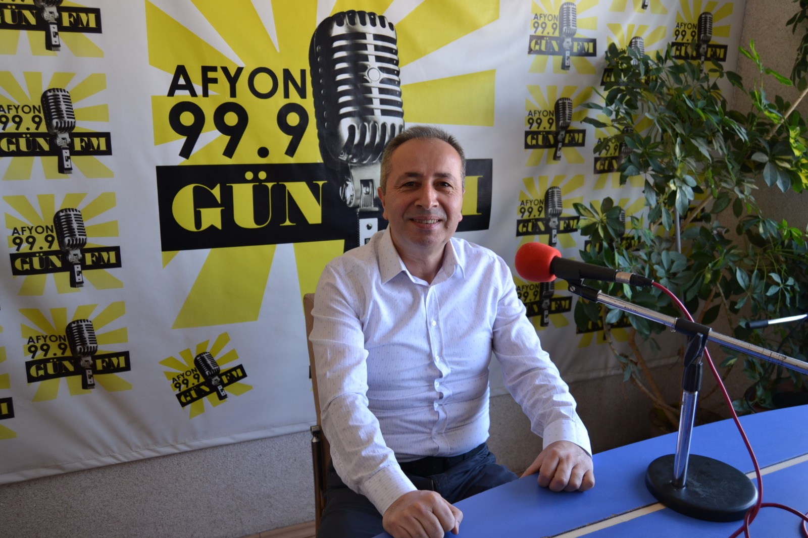 Afyonkarahisar Sağlık Bilimleri Üniversitesi (AFSÜ) ve Gün FM işbirliğinde süren