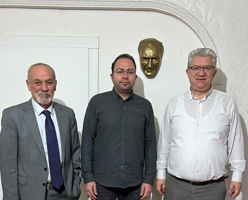 Nöroloji Uzmanı ve Belediye Meclis Başkanvekili Dr. M. Kemal Demirkırkan,