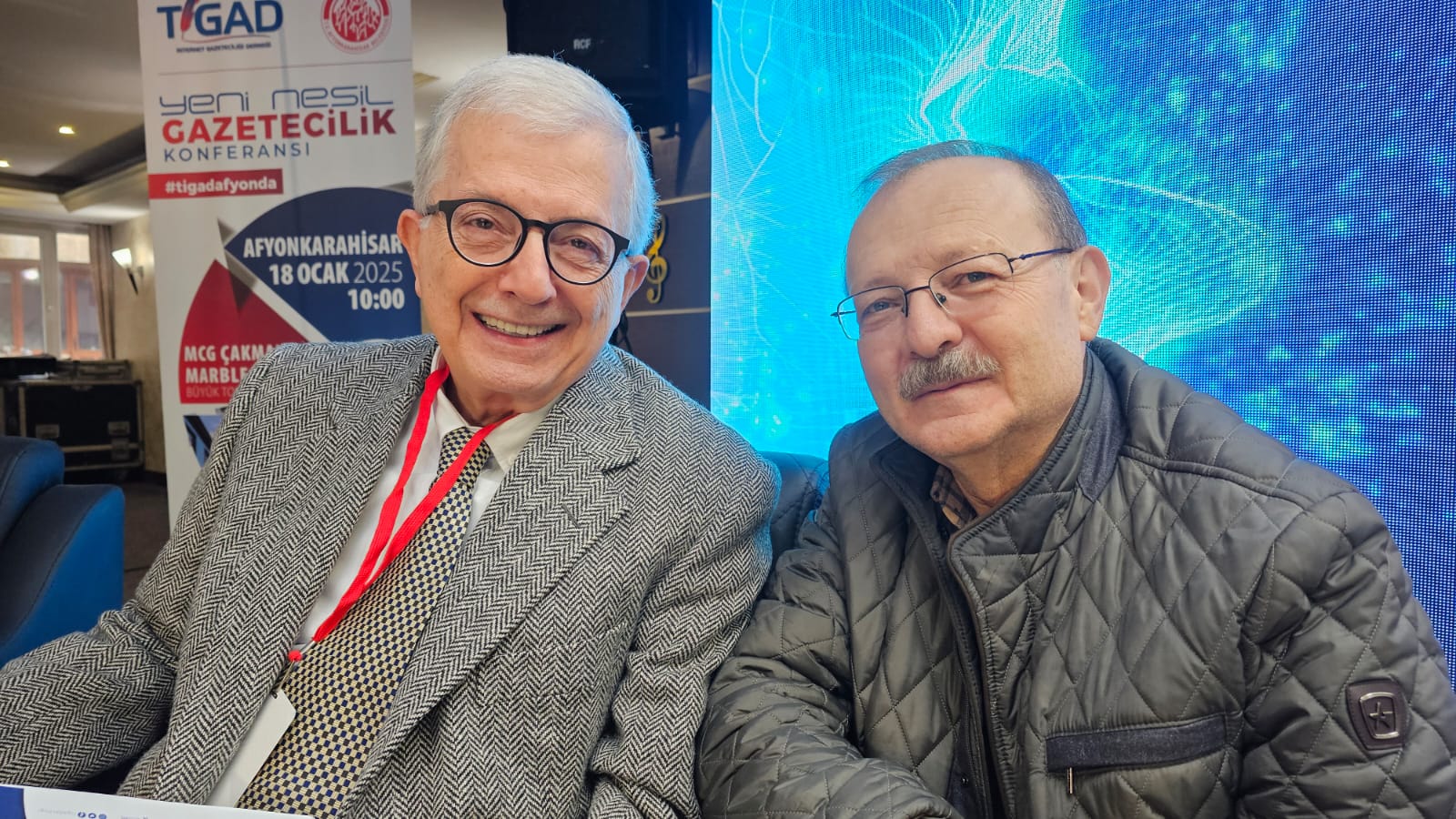 Hafta sonu Afyonkarahisar’da yapılan “Yeni Nesil Gazetecilik” Konferansı’na katılan Prof.