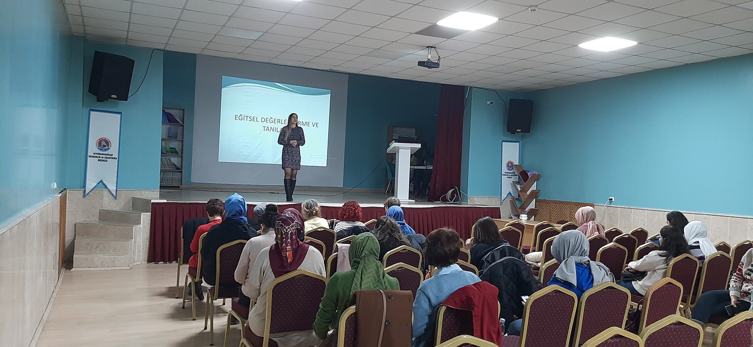 Afyonkarahisar Rehberlik ve Araştırma Merkezi’nde görevli Psikolojik Danışman Tuğba Kökcür