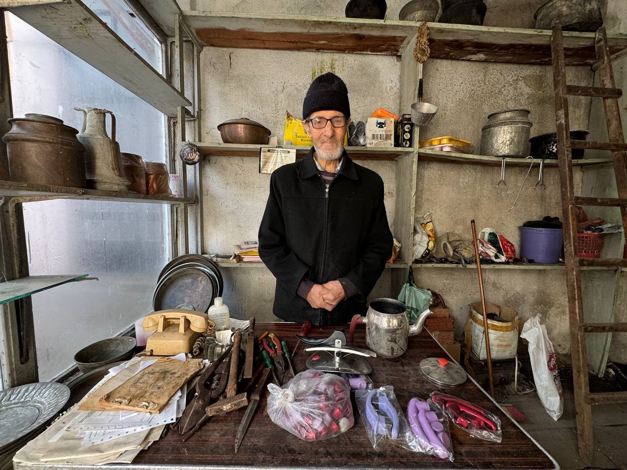 Isparta'nın Eğirdir ilçesinde yaşayan 82 yaşındaki Mustafa Karacan, yarım asrı