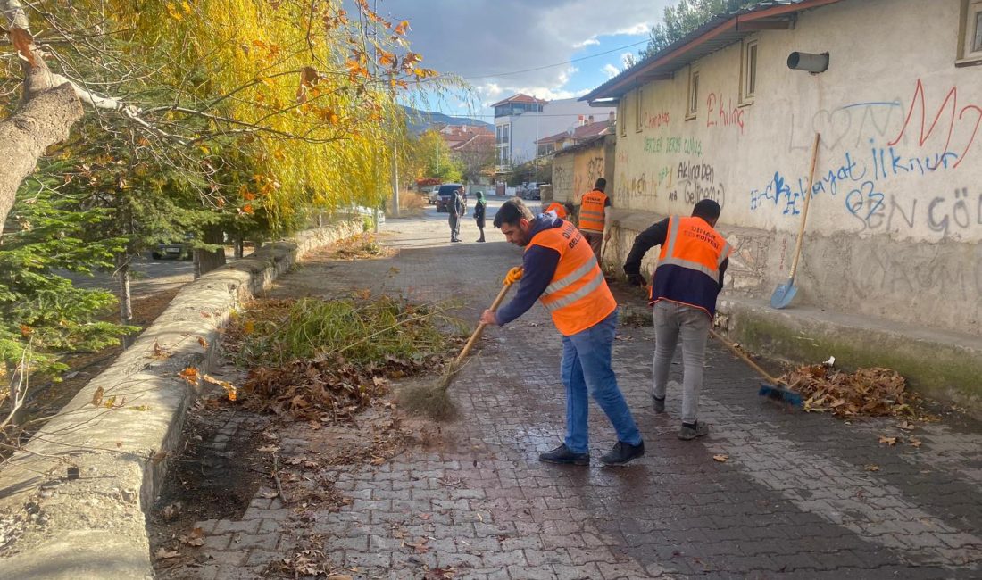 Dinar Belediye Başkanı Veysel Topçu’nun talimatlarıyla, Destek Hizmetleri Müdürlüğü filosundaki