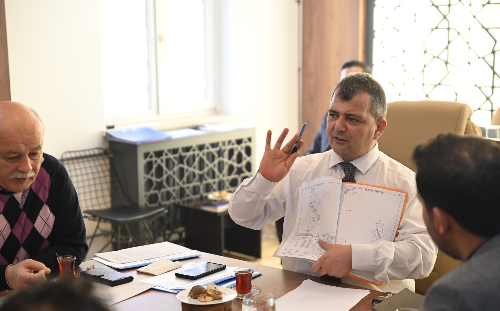 Emirdağ Belediyesi, 2025 yılının ilk meclis toplantısını Belediye Başkanı Serkan