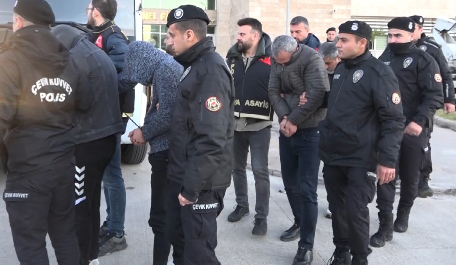 Aydın'ın Söke ilçesinde Menderes Nehri'ne düşen şahsın cansız bedenine ulaşıldı.