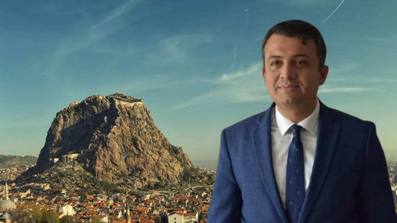 Afyonkarahisar Kent Konseyi’nde yaşanan alkol ruhsatı tartışmalarına valilikten yalanlama geldi.