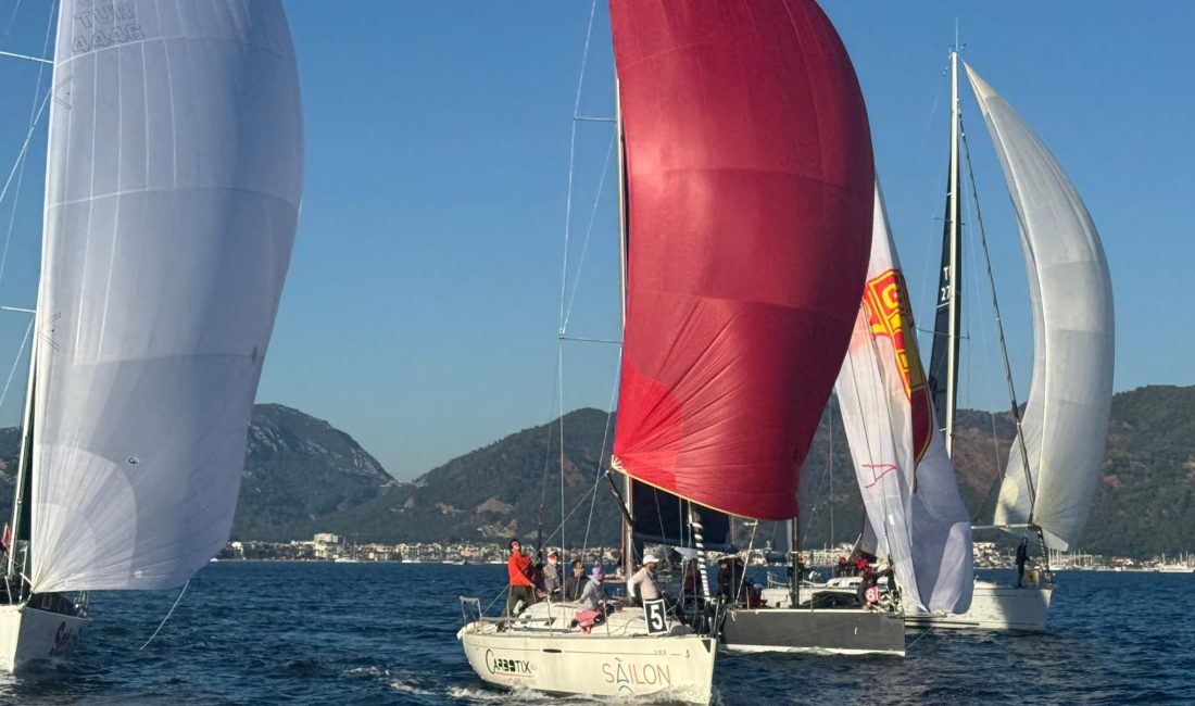 Marmaris’te kış trofesi rüzgarla başladı Muğla'nın Marmaris ilçesinde 16. Kış Trofesi büyük bir heyecanla başlarken,