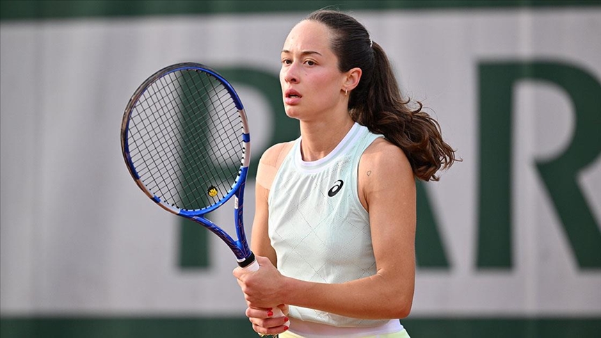 Zeynep Sönmez, sezonun ilk grand slam tenis turnuvası Avustralya Açık'ın